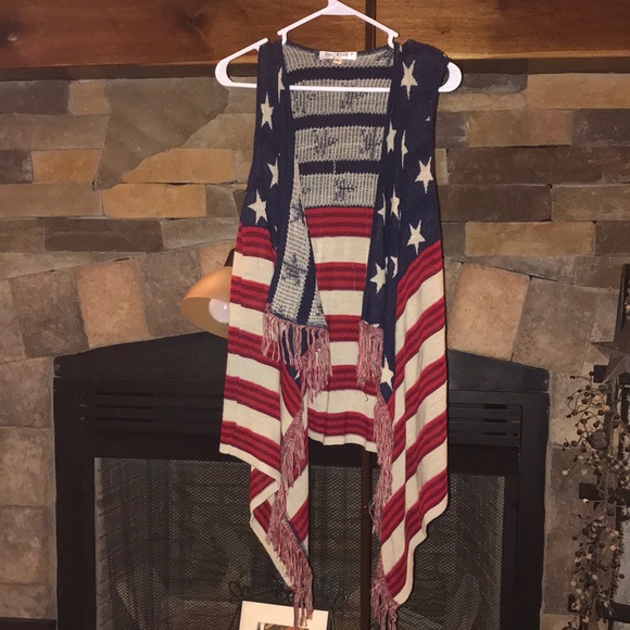 Say What? Tops - Patriotic Flag Themed sweater vest/tunic size S
